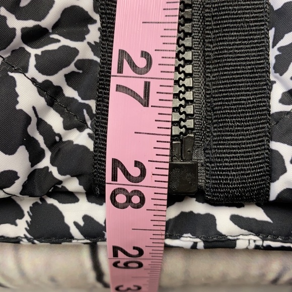 NWOT: LAURA ASHLEY Black/White Vest Size: Large - Picture 12 of 17